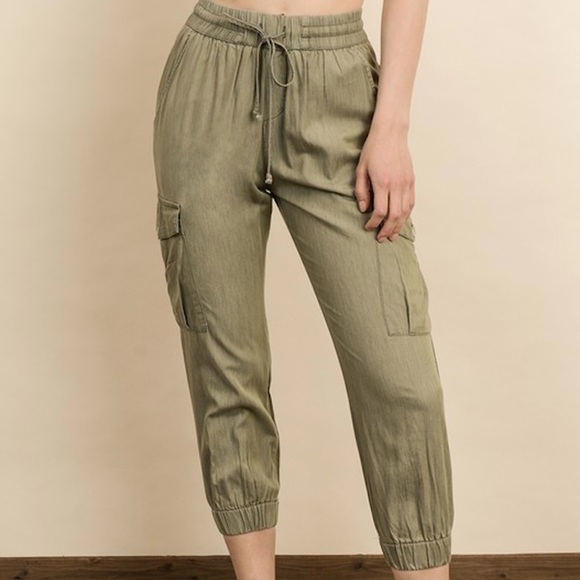 Dress Forum Mineral Washed Cargo Jogger 